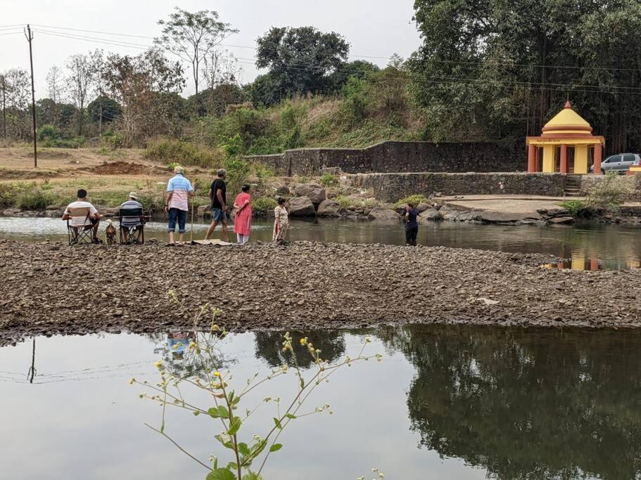 Lobville Homestay Karjat Eksteriør billede